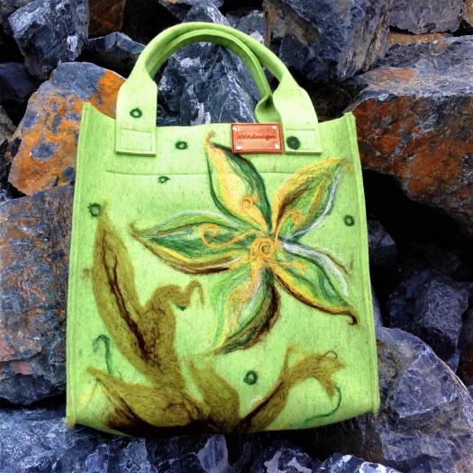 Autorská taška “Něžný květ”
