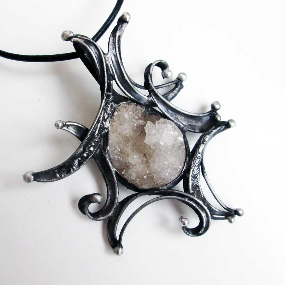 Křišťálová drúza