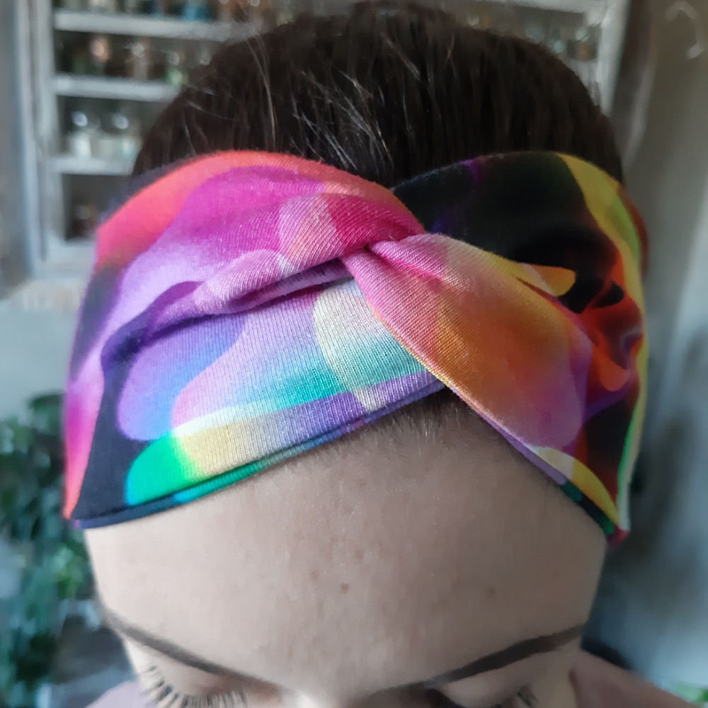 Twist čelenka barevná