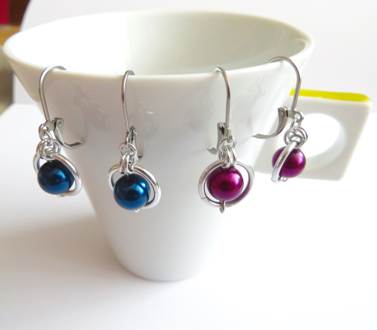 Jednoduché s perlou barevné