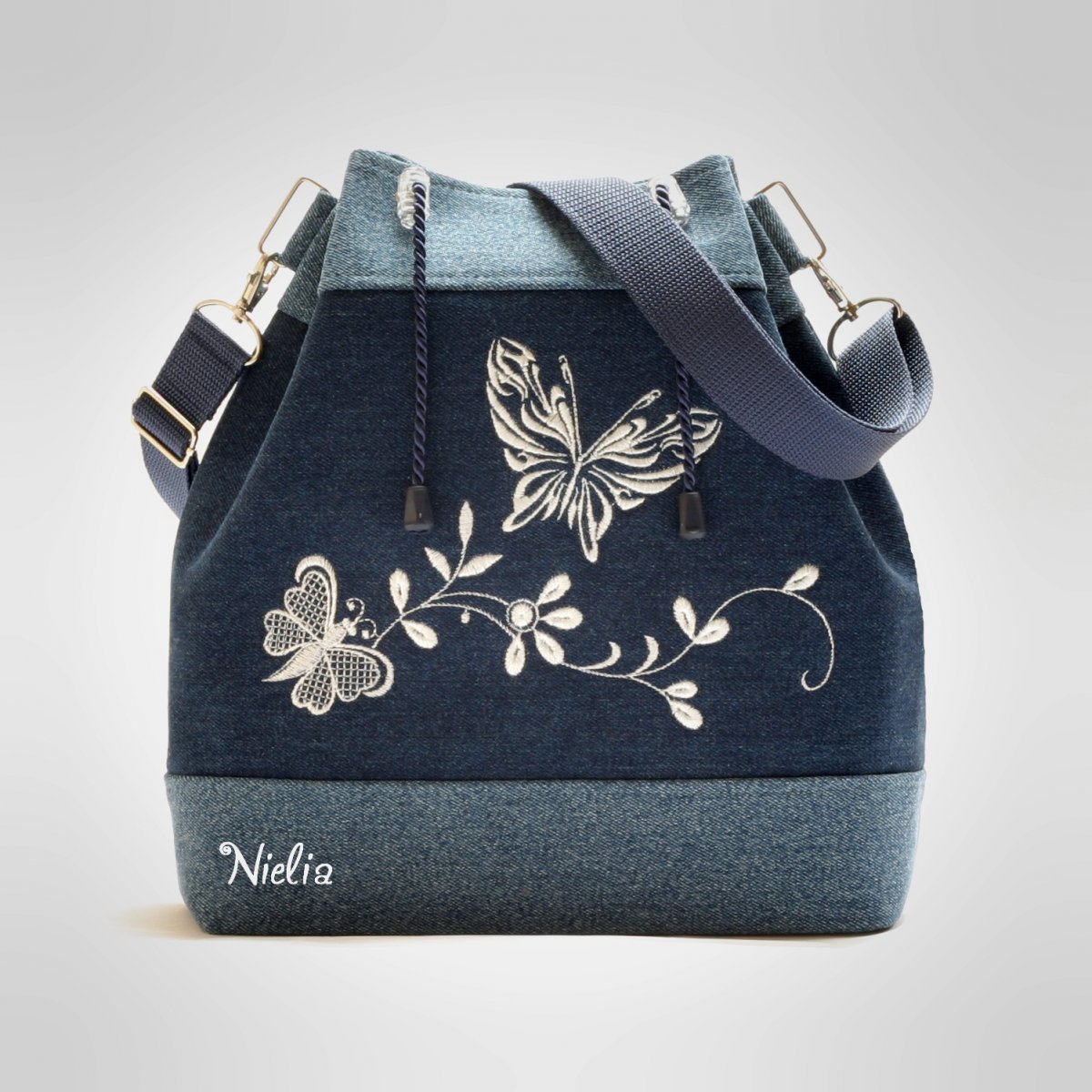 Kabelka - S jemností motýlích křídel III