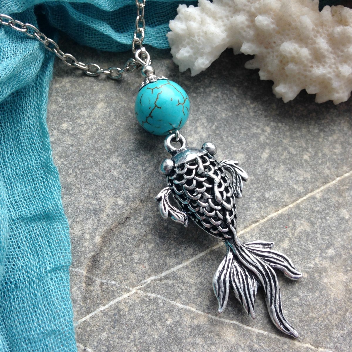 Přívěsek - rybička s tyrkenitem