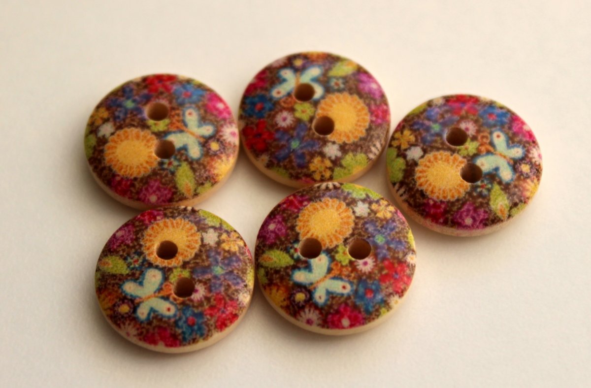 Dřevěné knoflíky 2ks