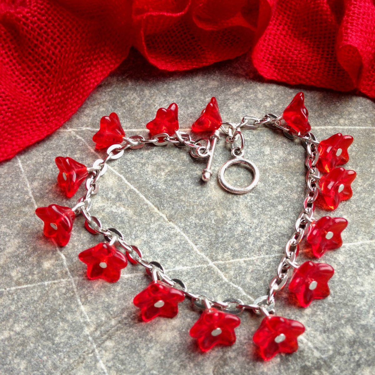 Náramek- něžné zvonečky