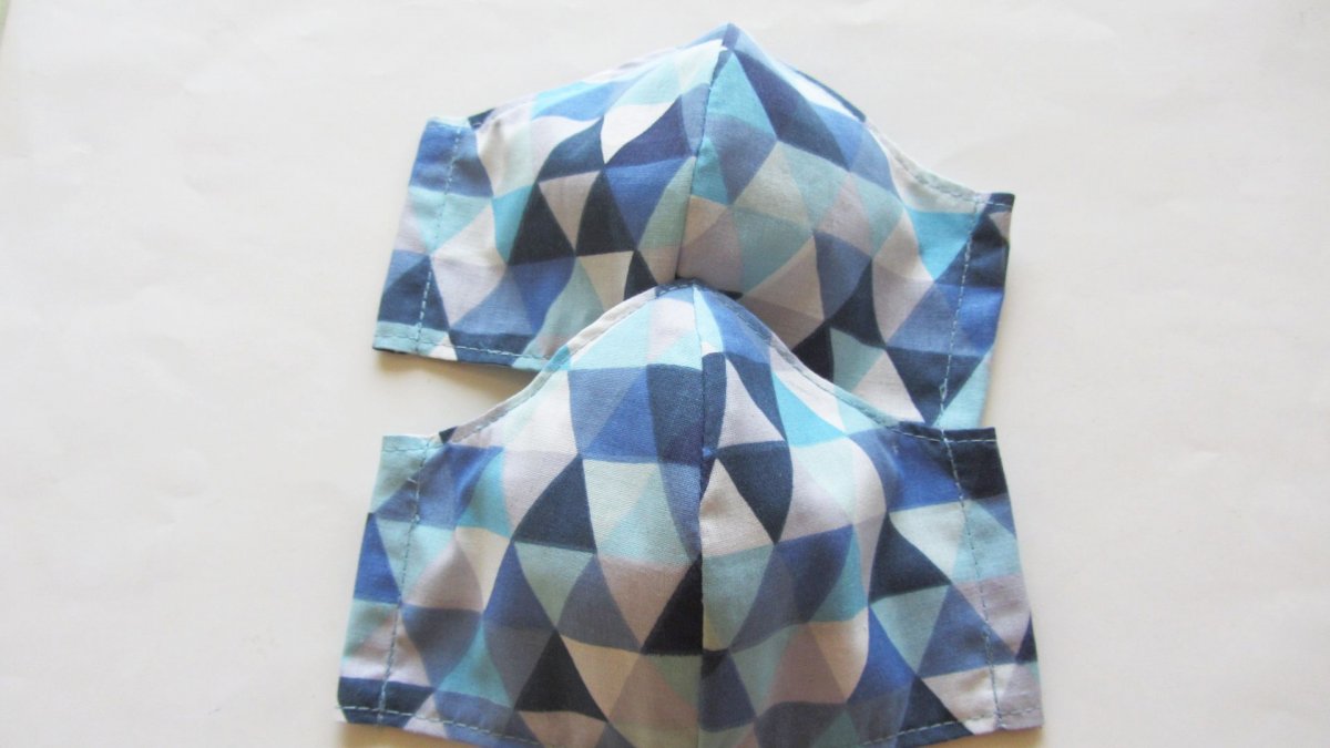 Rouška dětská - Trojúhelníčky