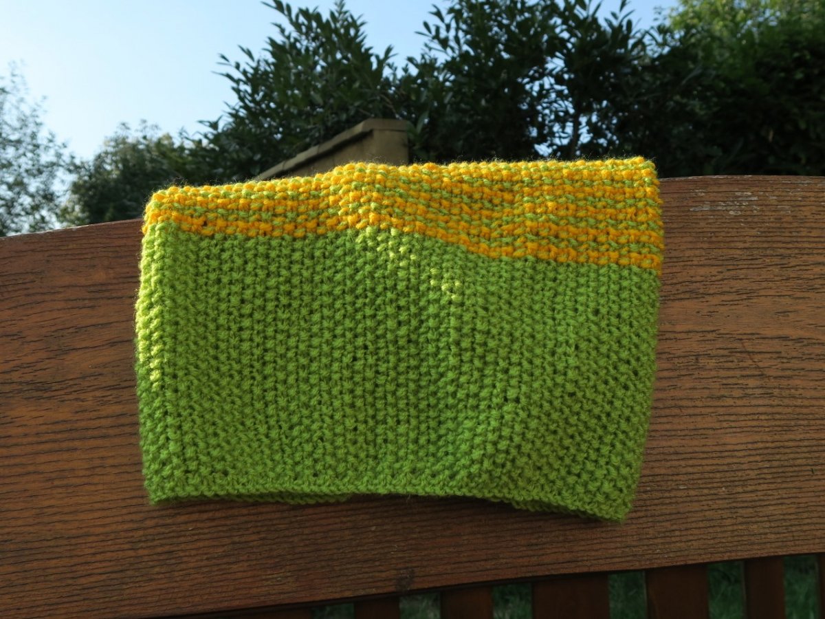 DÁMSKÝ/DÍVČÍ "TVÍDOVÝ" NÁKRČNÍK