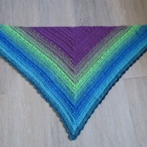 Háčkovaný šátek - barevné oživení 