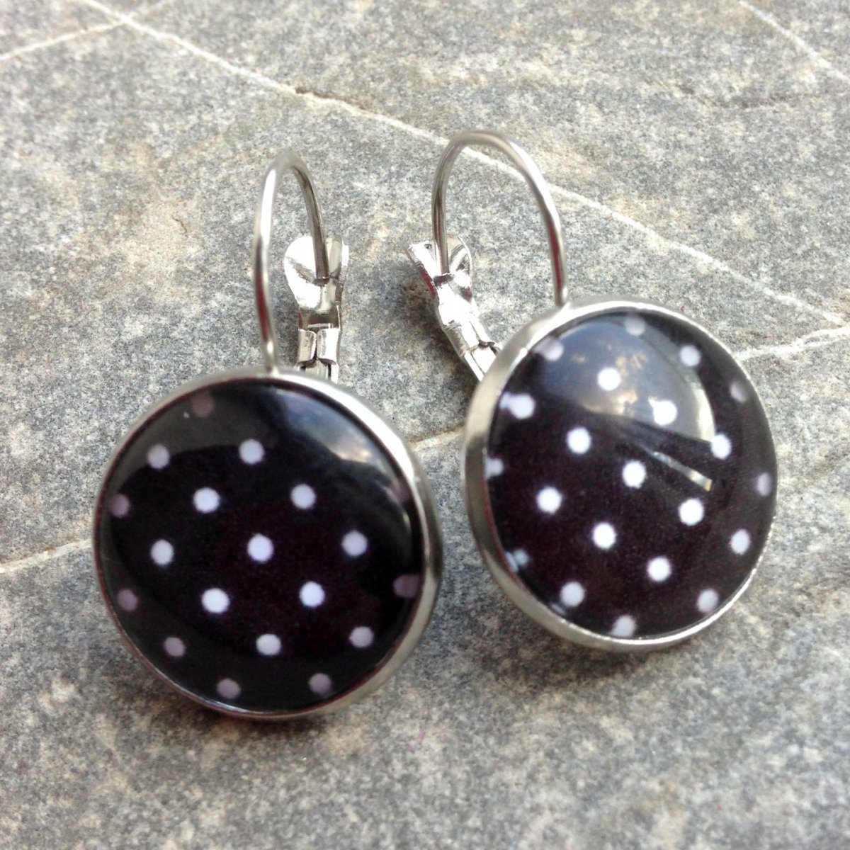 Náušnice černý puntík