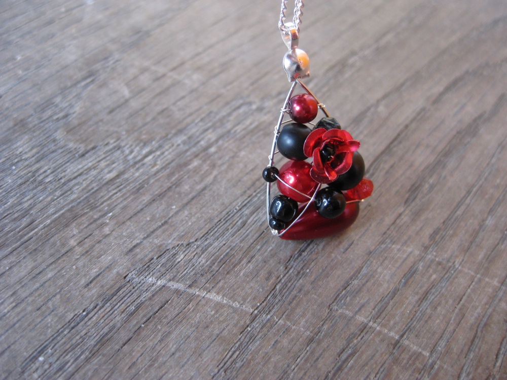 Black & Red - náhrdelník