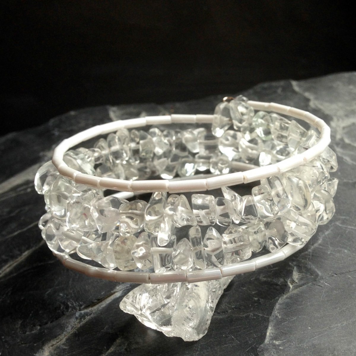 Křišťálovník s bílou žilkou