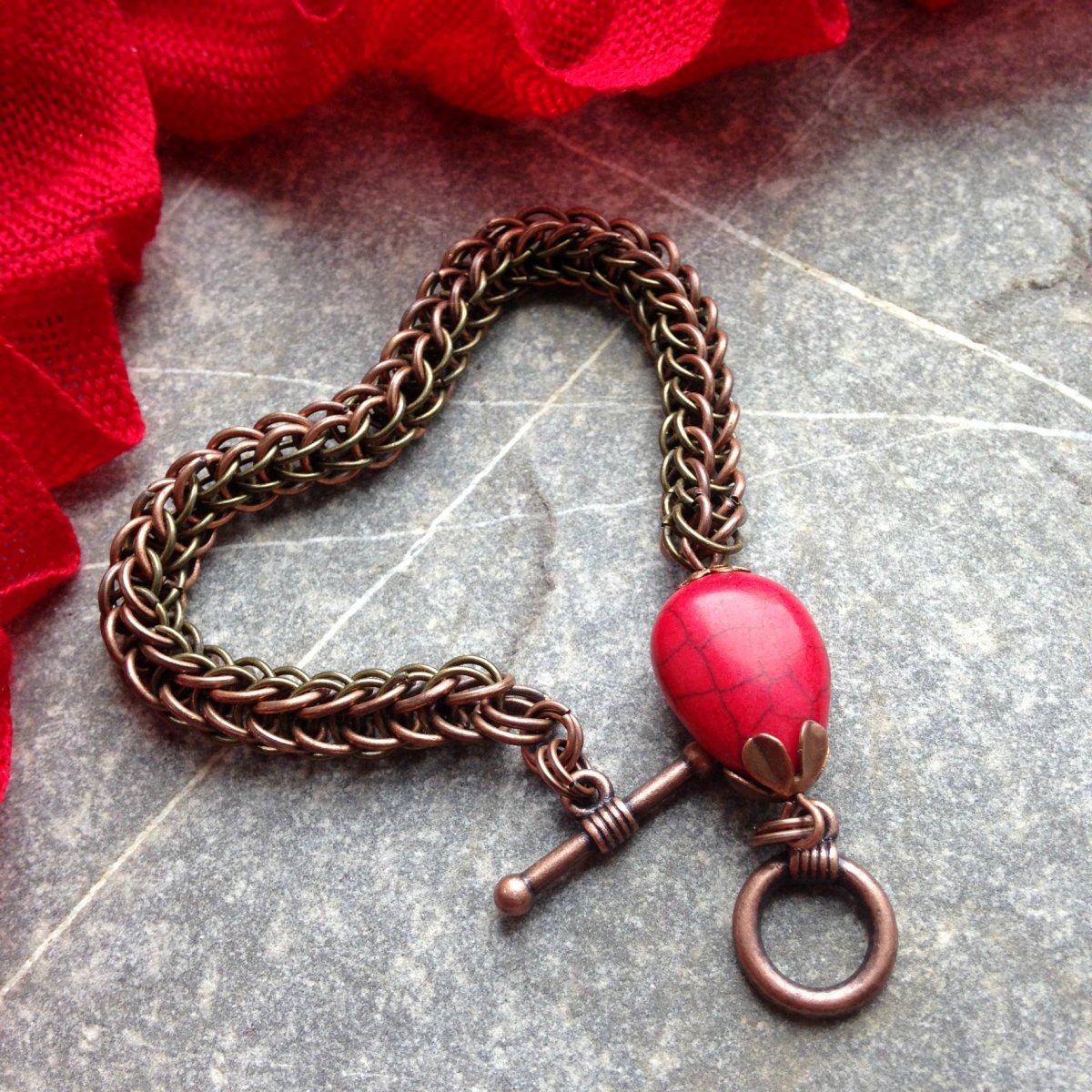 Persian bronze s červenou slzičkou