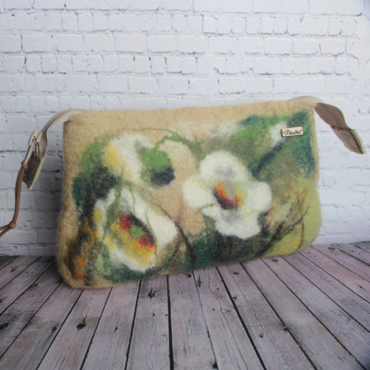 Kosmetická taštička - Sasanky u cesty