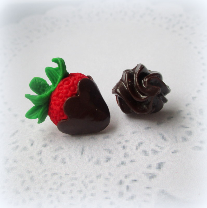 Jahoda se šlehačkou