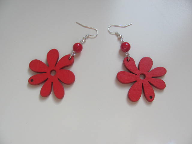 Náušnice dřevěné kvítky veliké červené
