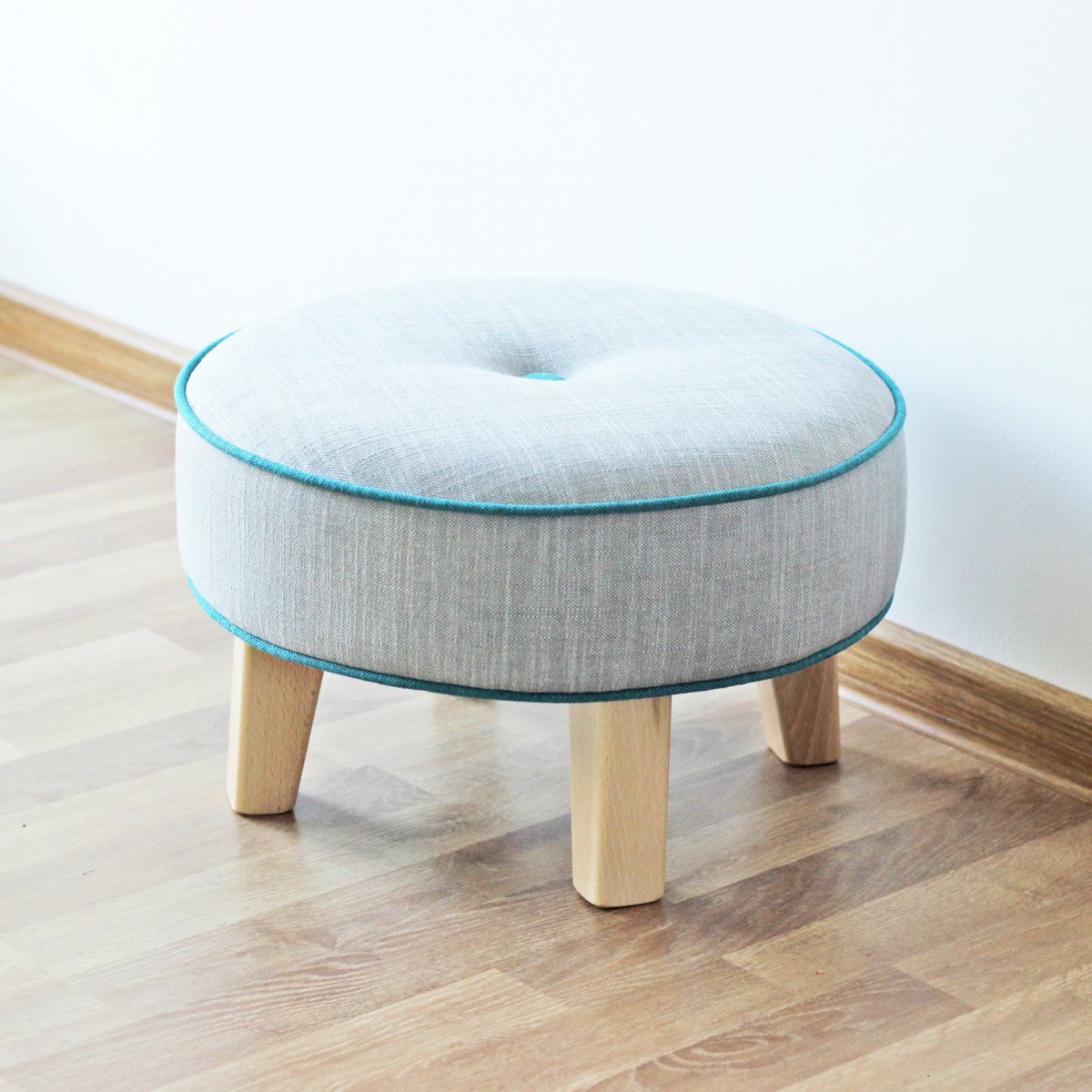 Taburet šedý s tyrkysovou