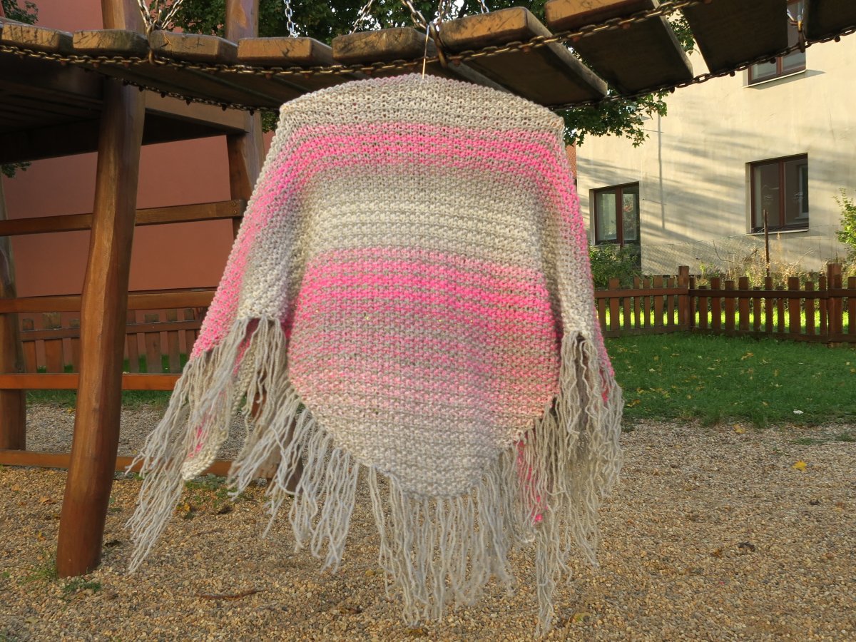 PLETENÝ ŠÁTEK "ROMANCE"