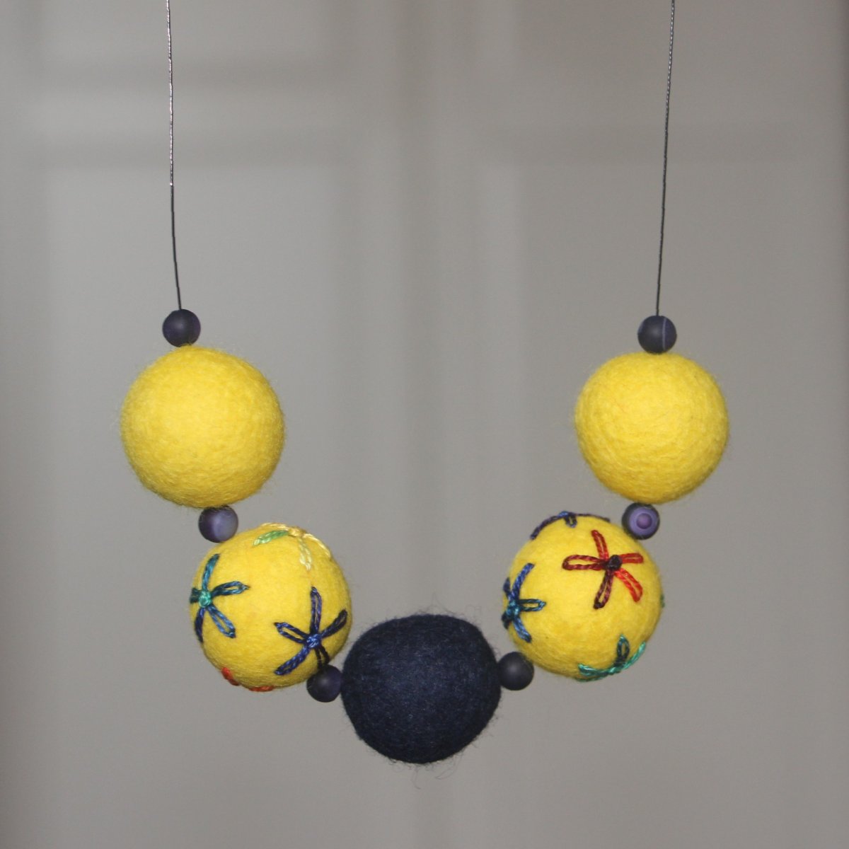 Náhrdelník - sluníčkový