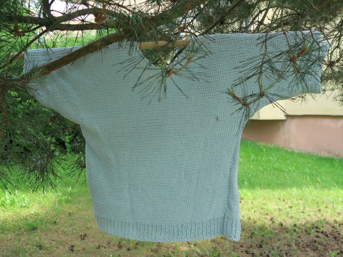 NEBESKY MODRÁ PLETENÁ HALENKA