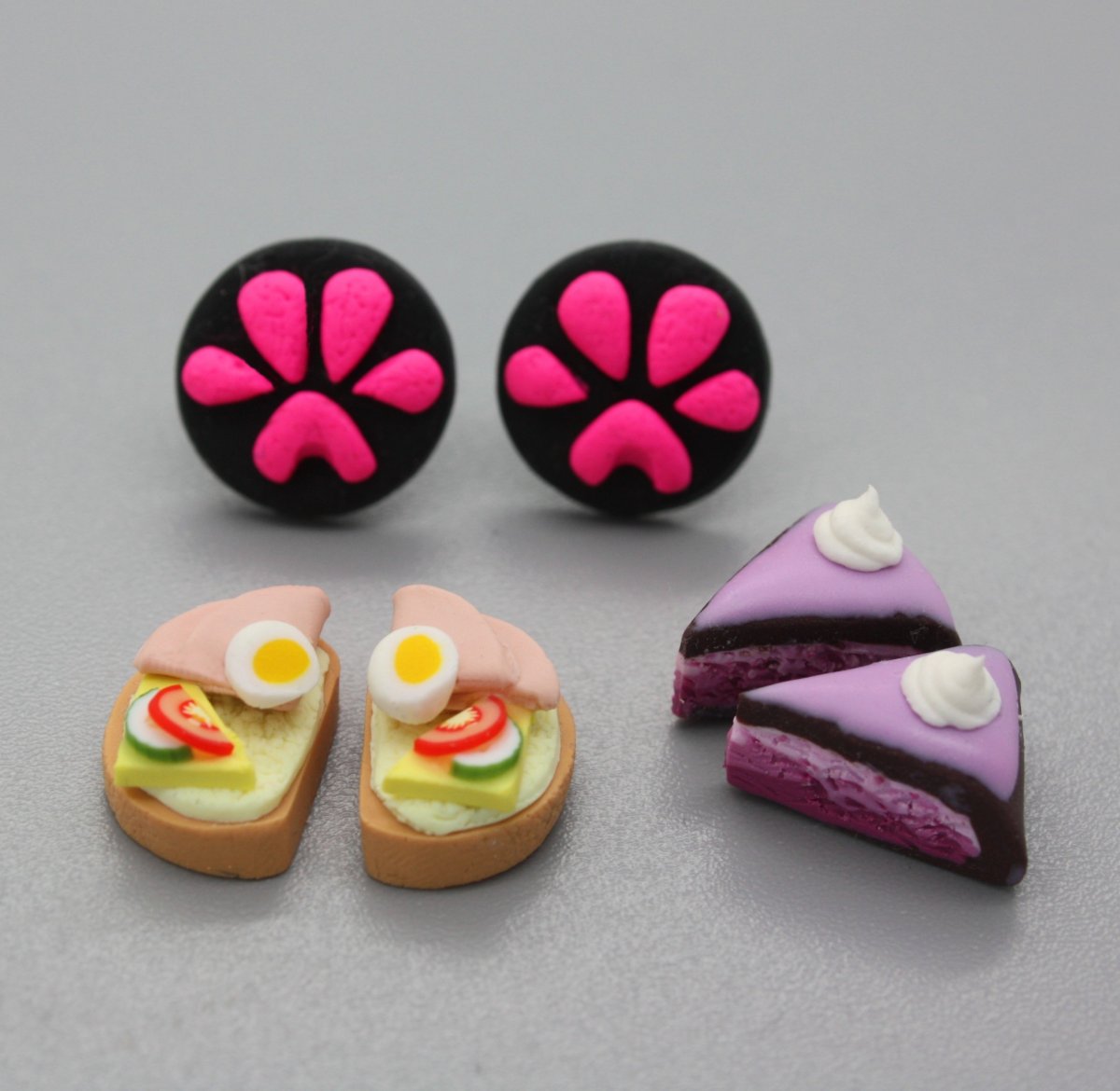 REZERVACE chlebíčky, dortíky a tlapky pro paní Chvátalovou