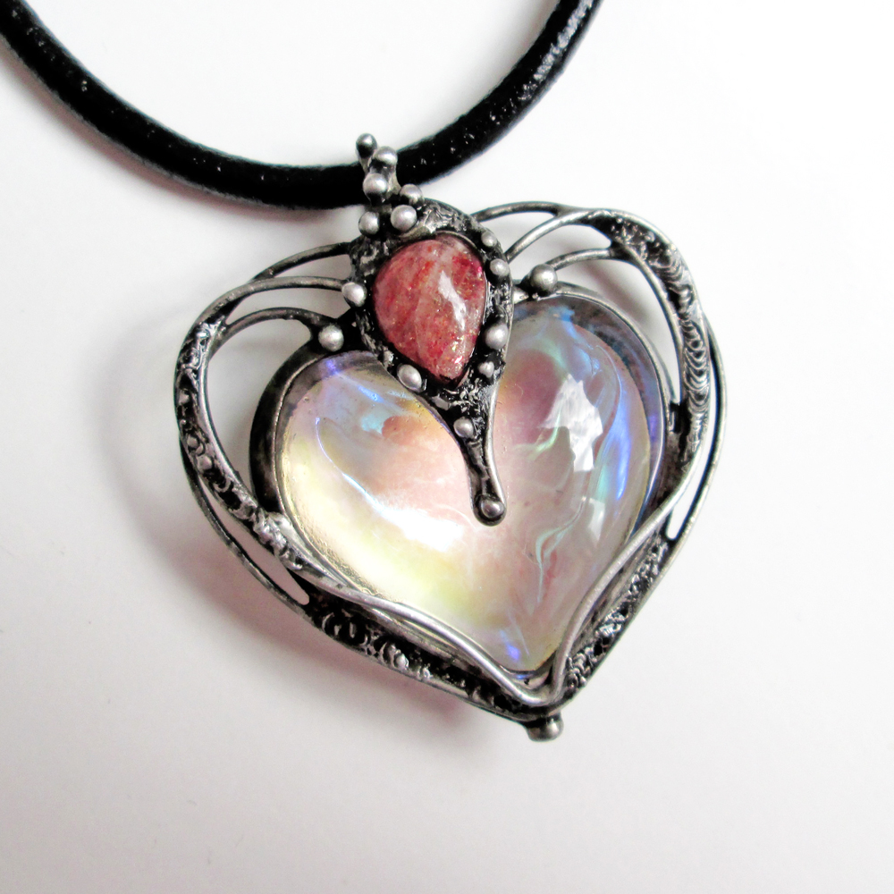 Aqua aura se slunečním kamenem