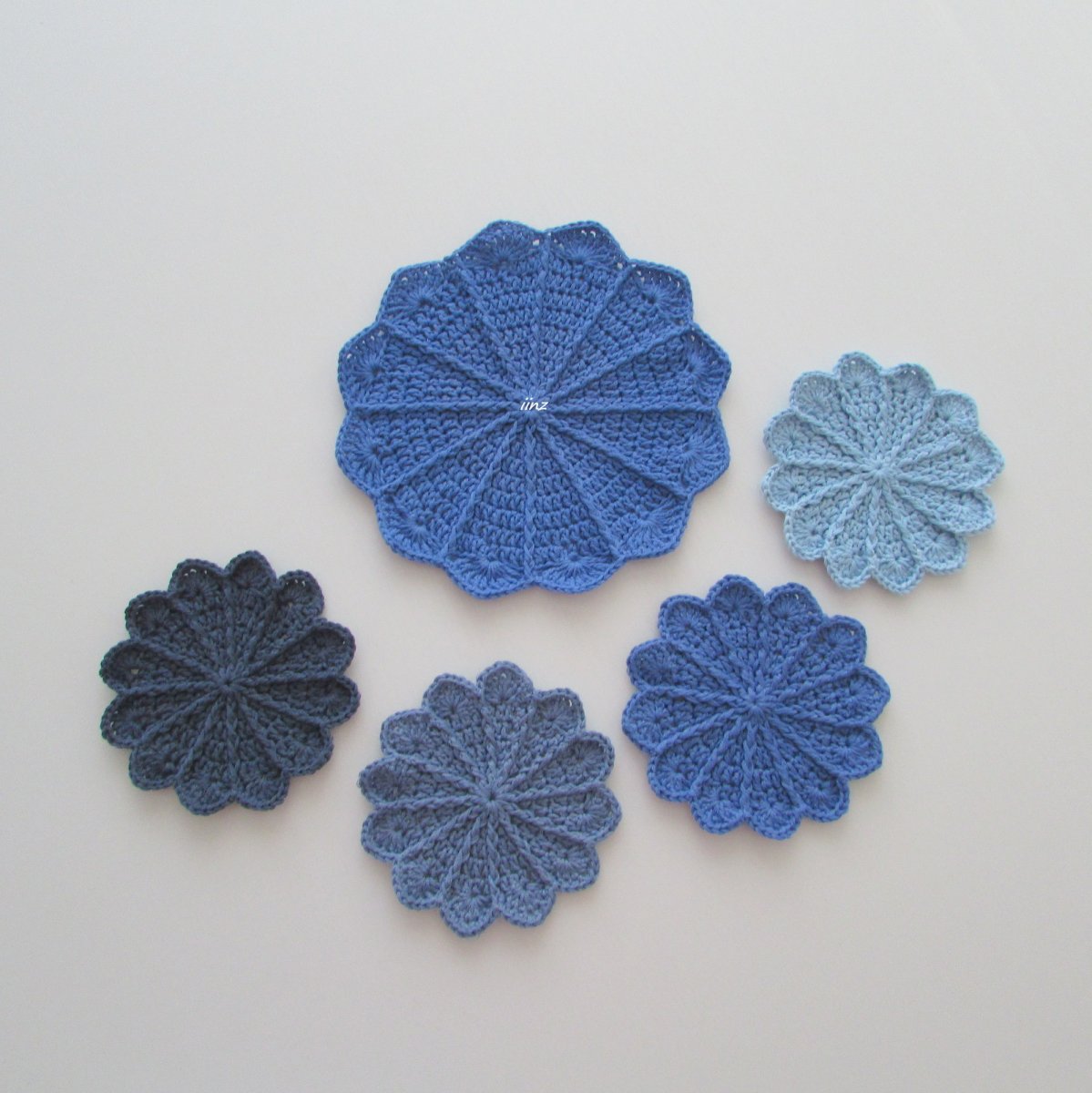 Háčkované prostírání - sada