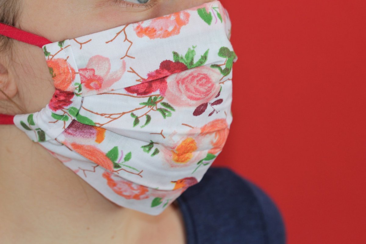 Květinová rouška - s drátkem na vytvarování nosu