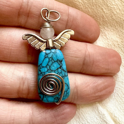 Tyrkenitový amulet Andílek Urielka