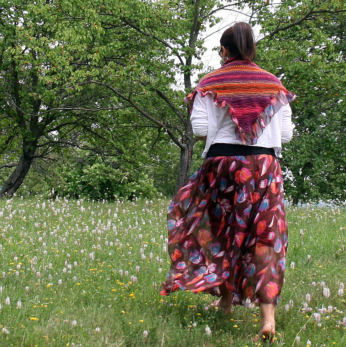 Maxi v barvě čokolády s plédem...