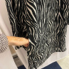 Dámské svetrové šaty zebra