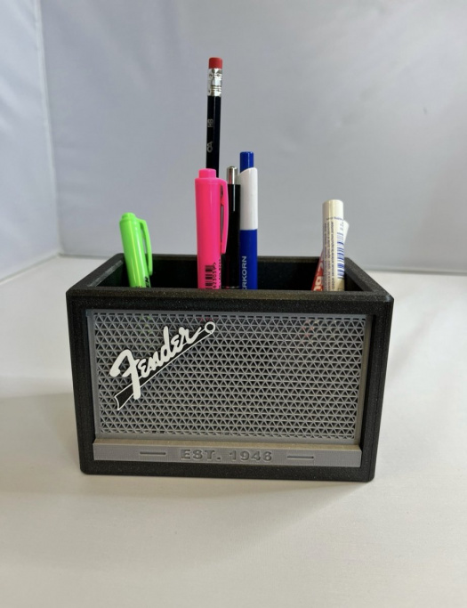 Stojánek na tužky a propisky - kombo Fender