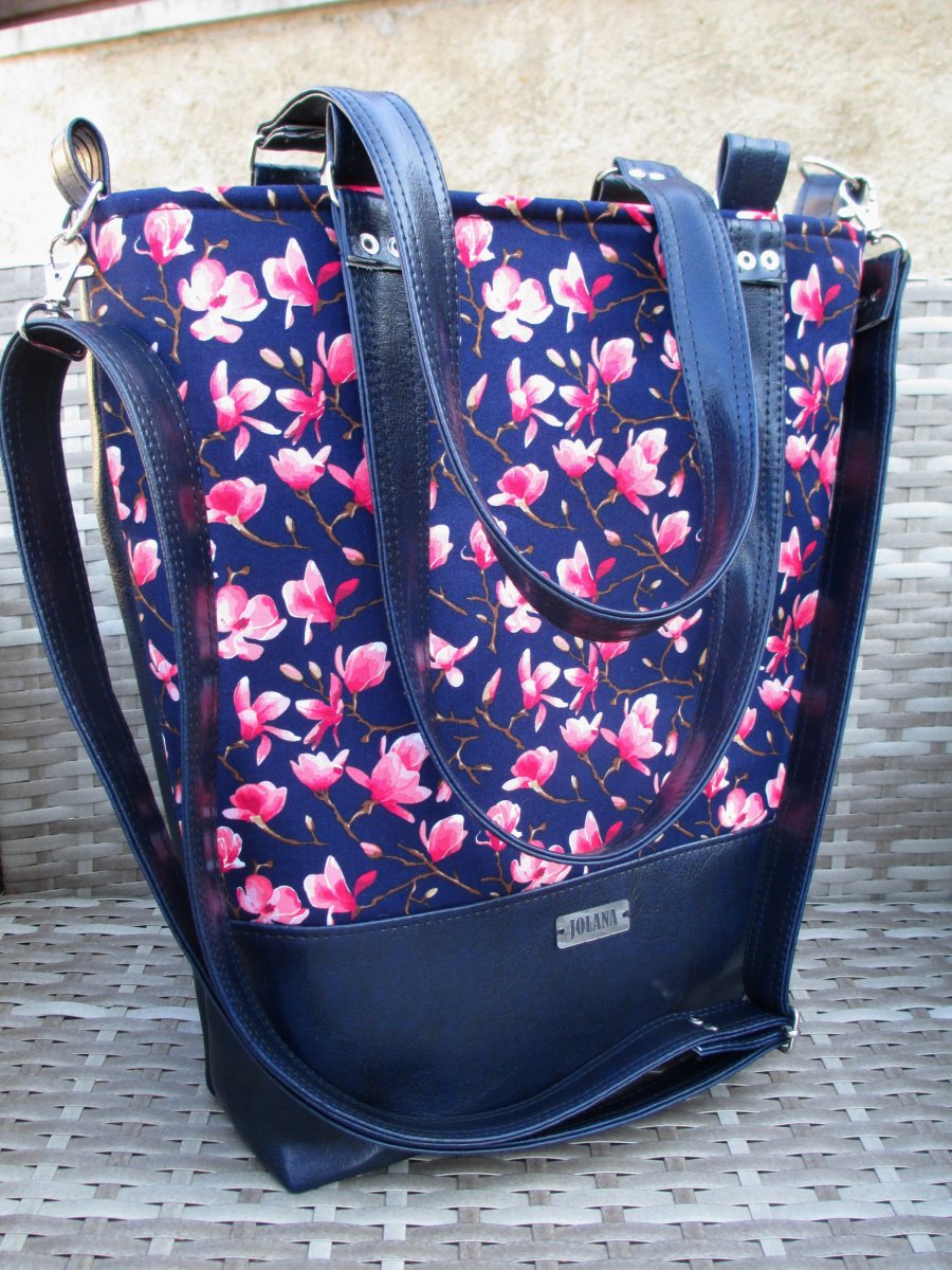 Kabelka tmavě modrá