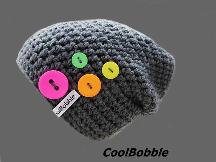 hučka CoolBobble s neon knoflíky