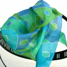 Hedvábný šátek: Puntíky modro-zelené