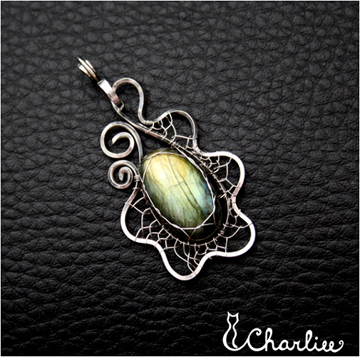  Přívěsek LABRADORIT - hypoalergenní chirurgická ocel