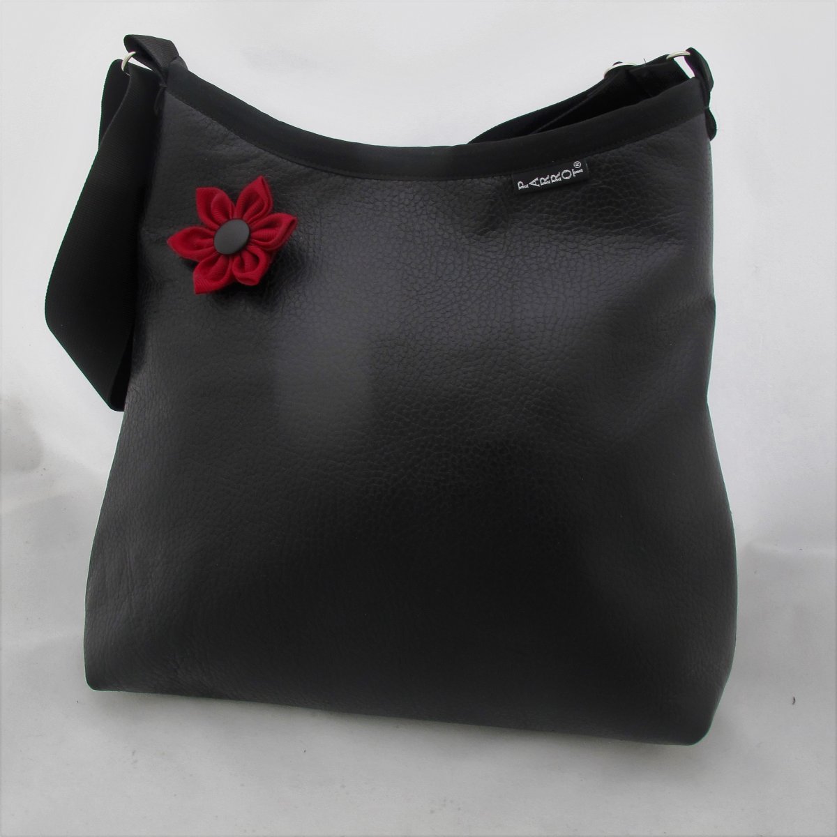 SIMPLY BLACK - pravá kůže - PARROT®