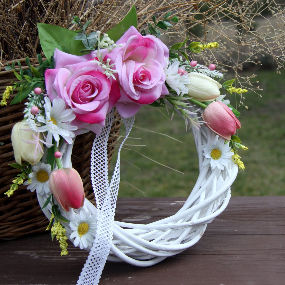 Jaro na zahradě_věnec na dveře