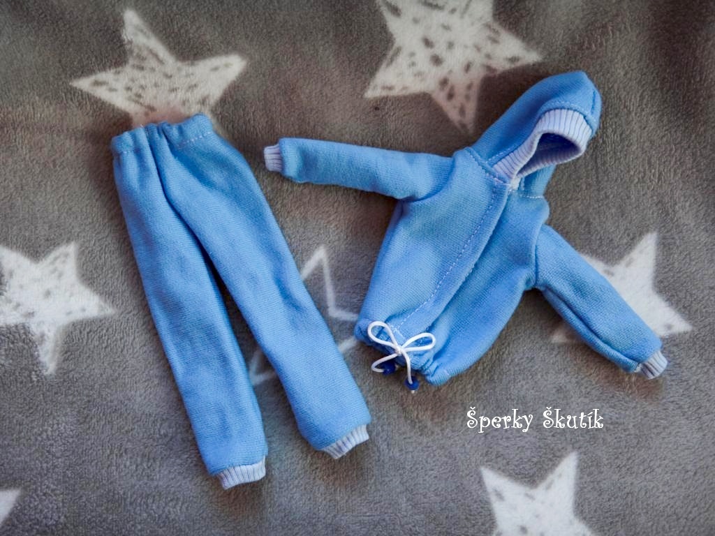 KM0029 - Teplákovka pro Barbie