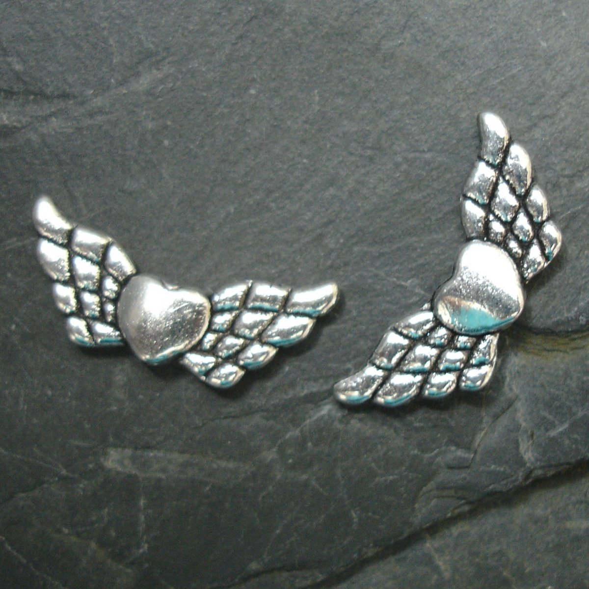 Andělská křídla 22x9mm - starostříbrná - 2 ks