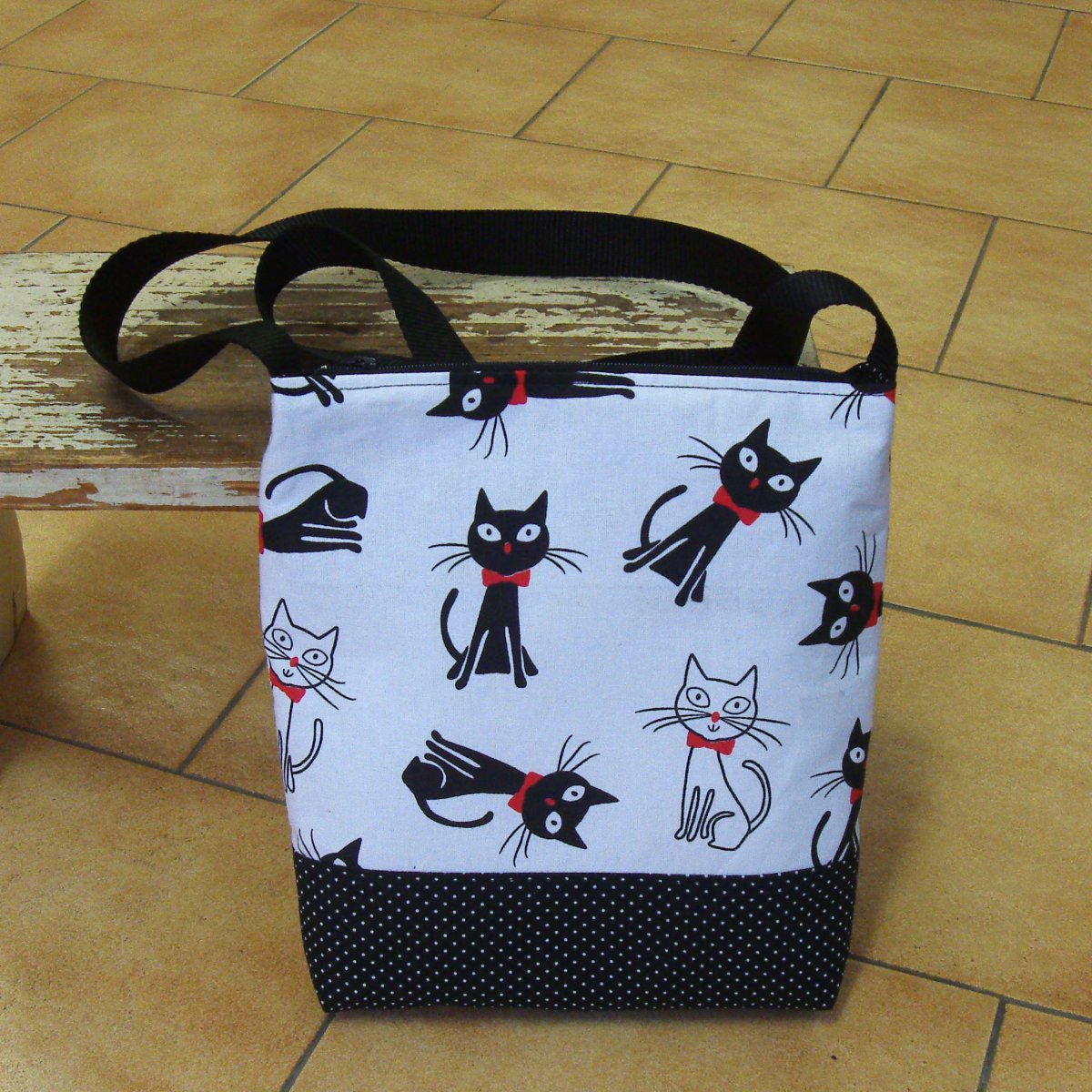 Kabelka Kočky a puntíky