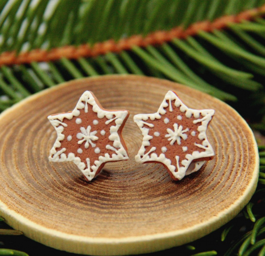 sataročeské perníčky ..hvězdičky ... pecky 1,5 cm .. chir. ocel