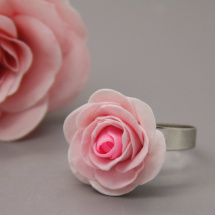 růže  .. prsten