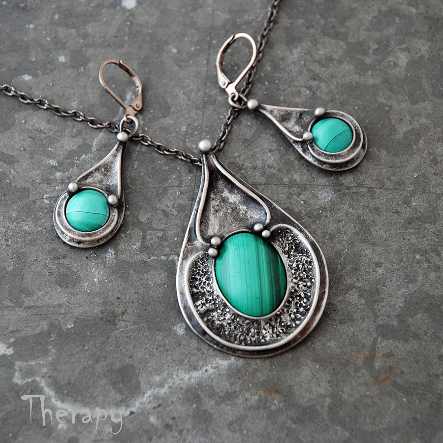 Souprava s malachitem