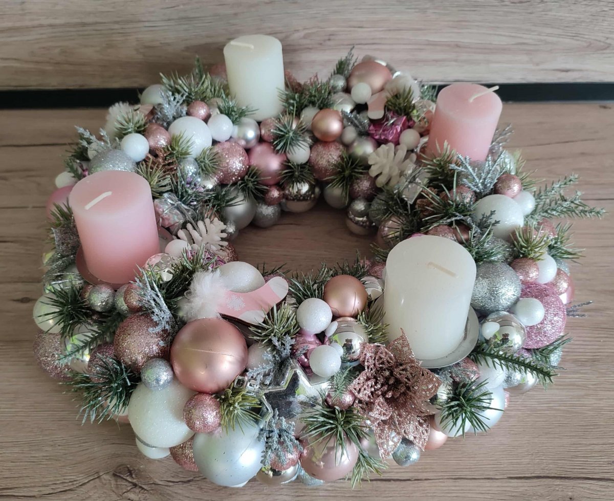 Adventní věnec baňky 