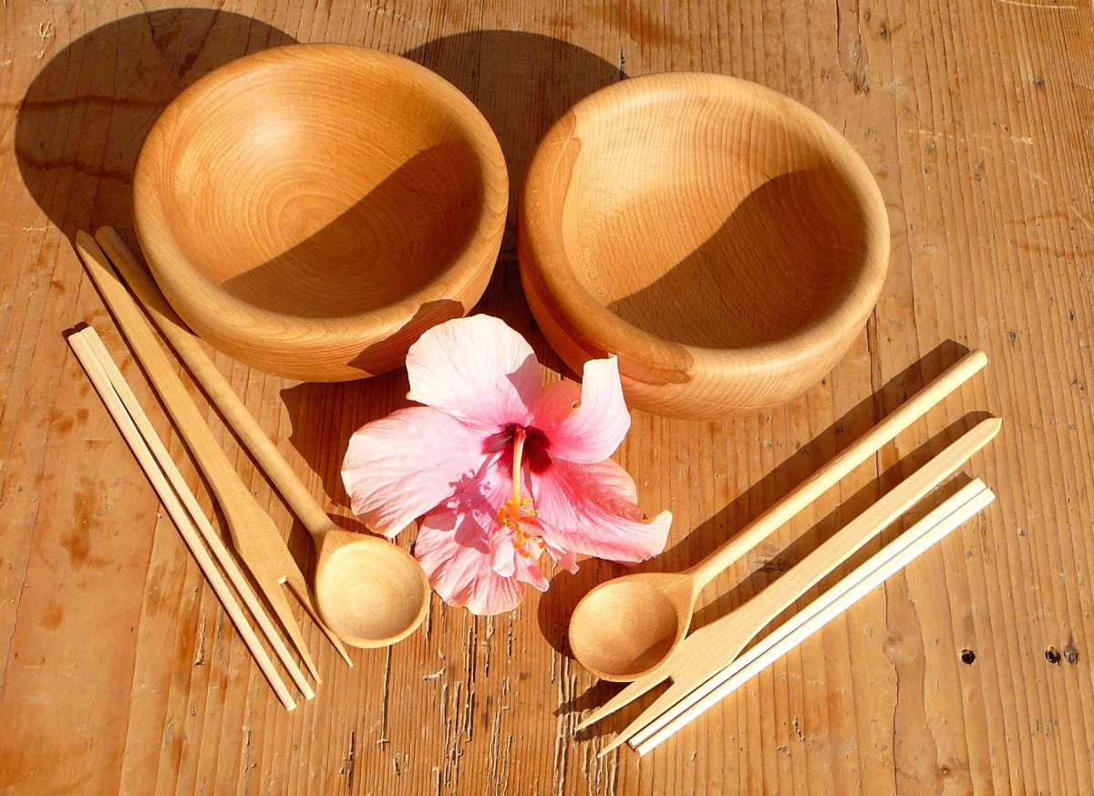 Dřevěné misky sada 2 ks + 3, ø 16 cm.