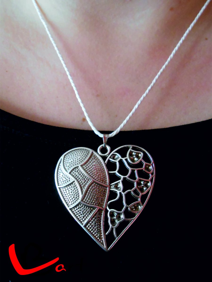 Náhrdelník - Srdce vzorované  NHK6