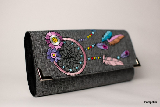 Vyšívaná peněženka - Lapač na šedé