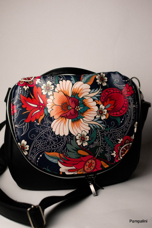 Boženka vyšívaná - Květinky 3