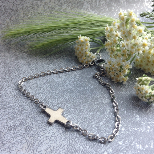 Náramek s křížkem - S. Steel