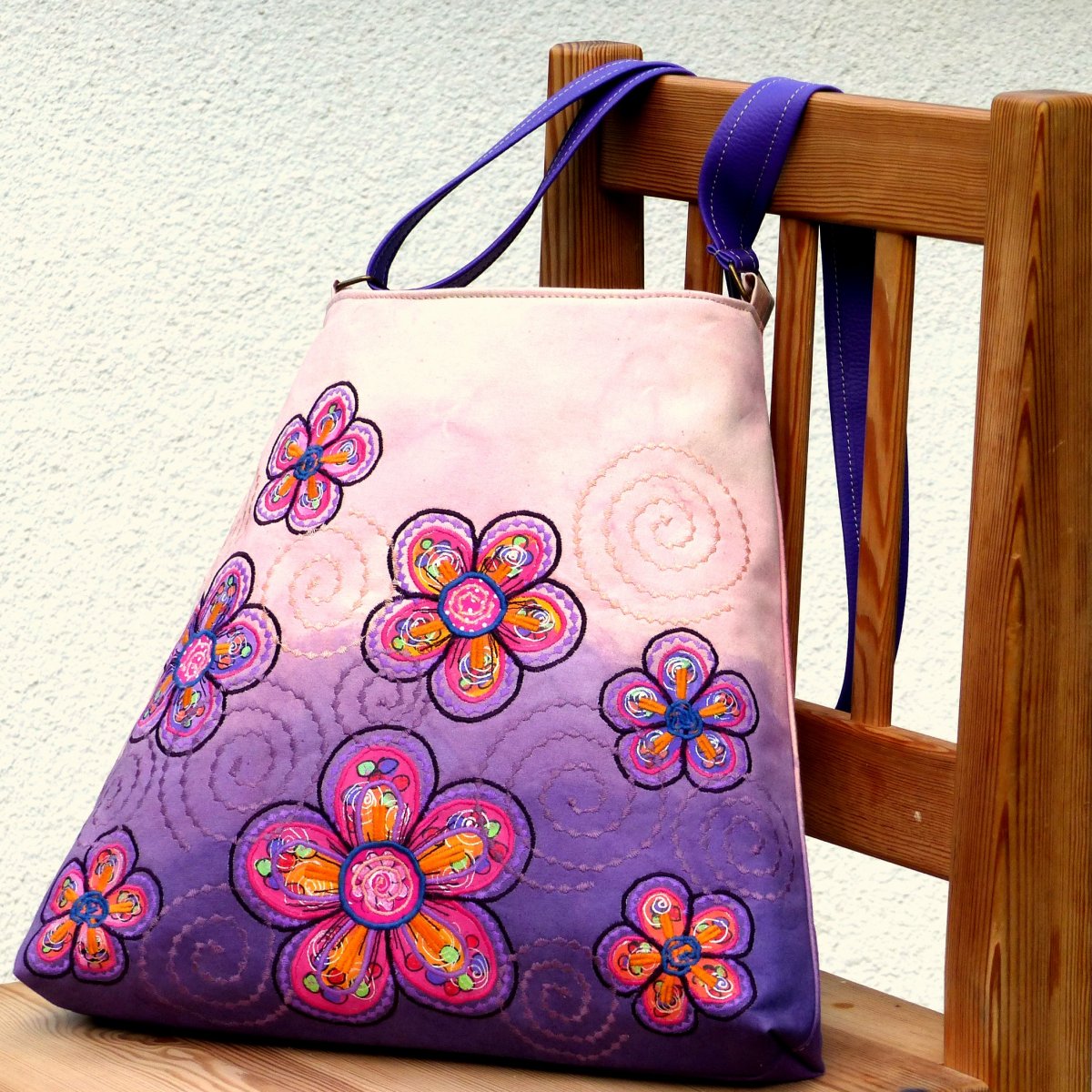 Kontrasty - Borůvkový koktejl