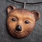 Dřevěný šperk - medvěd
